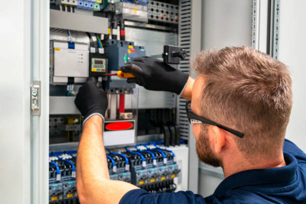 Best Industrial Electrical Services  in University Place, WA